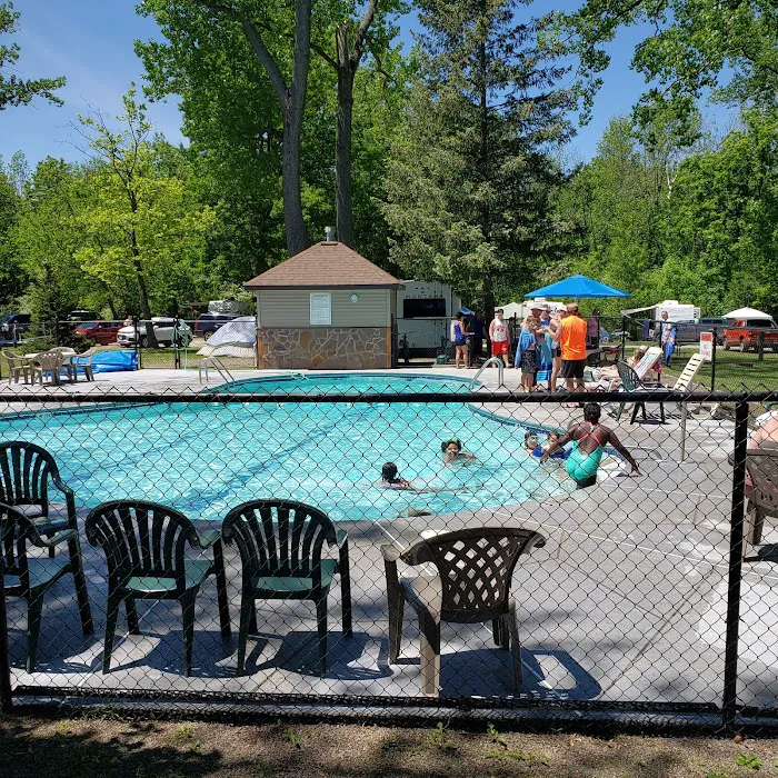 Niagara's Lazy Lakes Camping Resort Picture 5