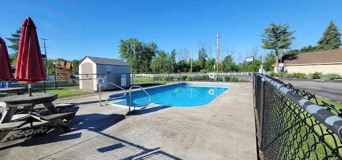 Niagara Falls Campground & Lodging Picture 9