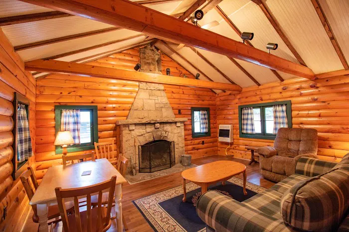 MacBeth's Cabins and Country Store Picture 6