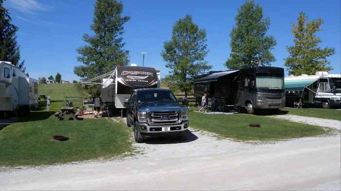 Alburgh RV Resort & Travel Sales Picture 9
