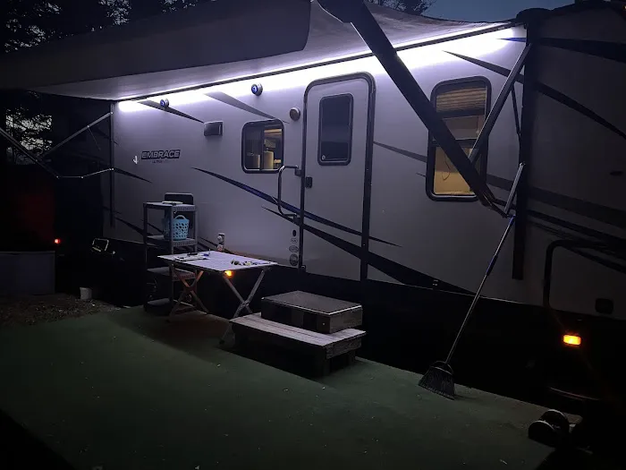 Rudy's Cabins and Campground Picture 1