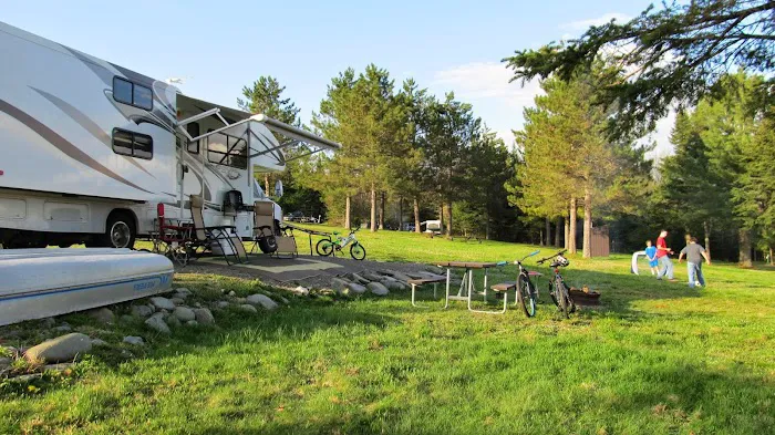 Ramblewood Cabins & Campground Picture 5