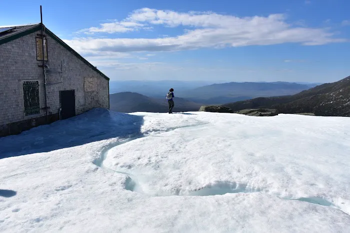 Lakes of the Clouds Hut Picture 2