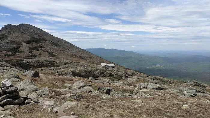Lakes of the Clouds Hut Picture 6