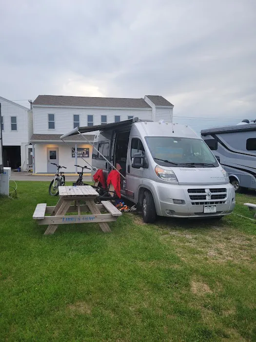 Libby's Oceanside Camp Picture 6