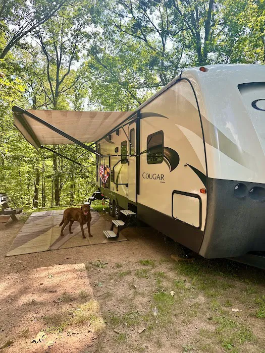 Gary's Family Campground Picture 4