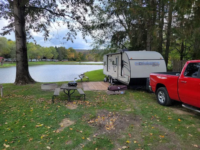 Pioneer Lakes RV Park Picture 2