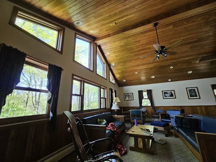 Hufman Lodge Picture 4