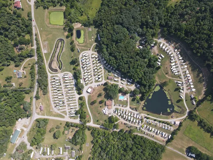 Fox Den Acres Campgrounds Picture 10