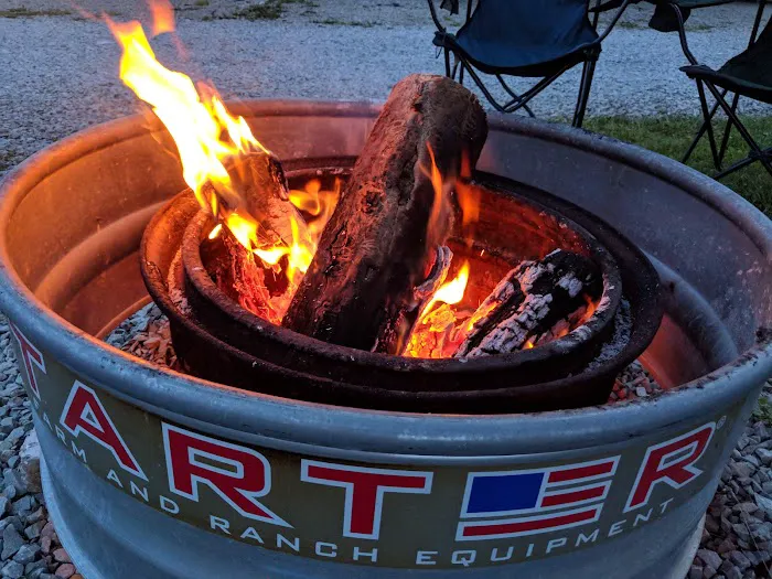 Mountain Pines Campground Picture 9