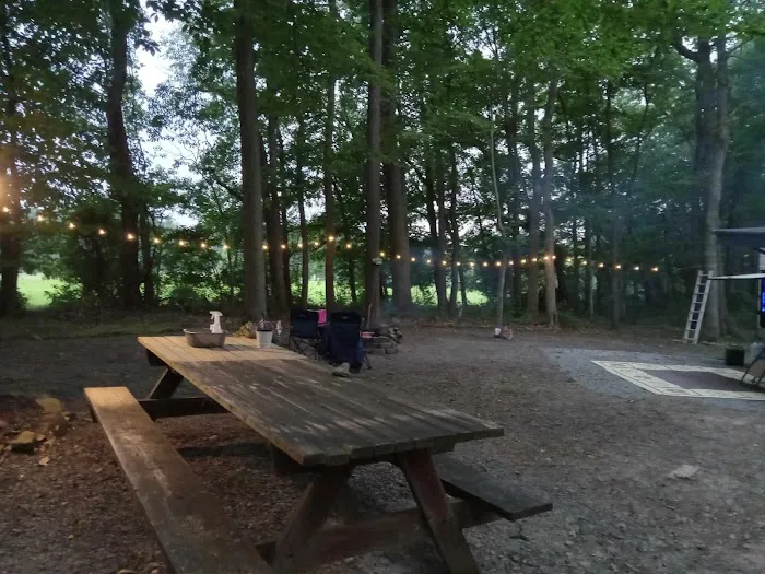 Wolfes Den Campground LLC Picture 1