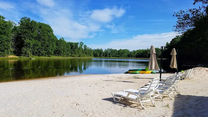 Small Country Campground Picture 3