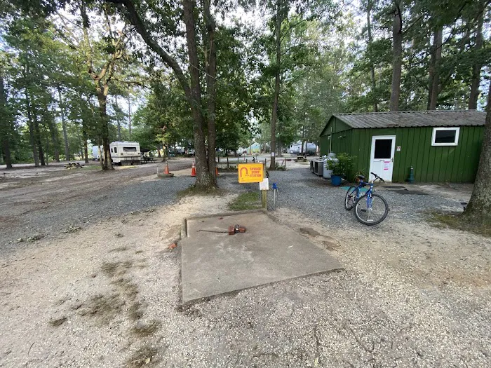 Cross Rip Campground Picture 9