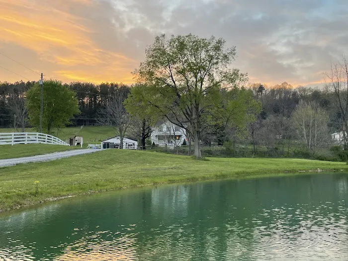 The Bluffs at Cedar Creek Picture 7