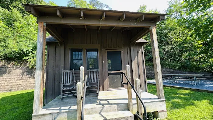 Shenandoah River State Park RV Campground Picture 2