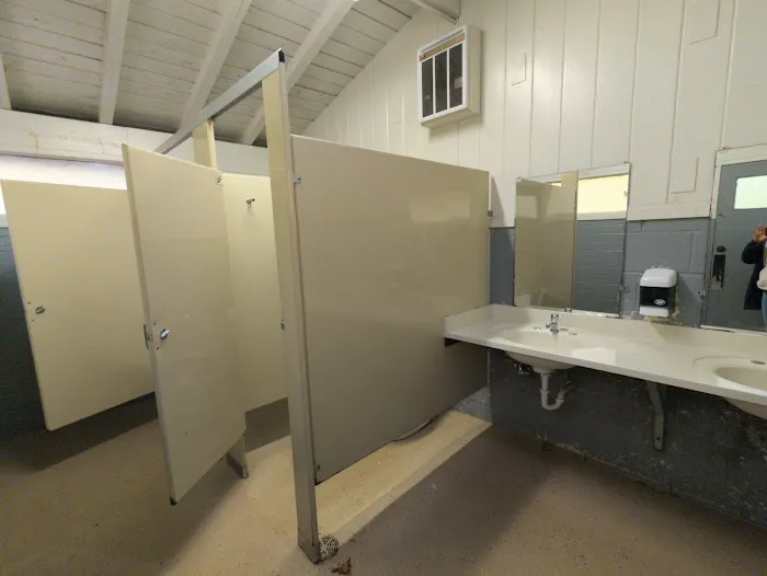 Mathews Arm Campground Picture 1