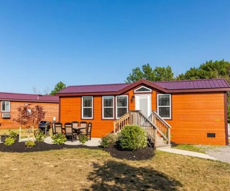 Niagara Falls / Grand Island KOA Holiday