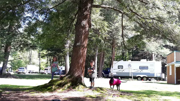 Hemlock Lakes Campground Picture 4