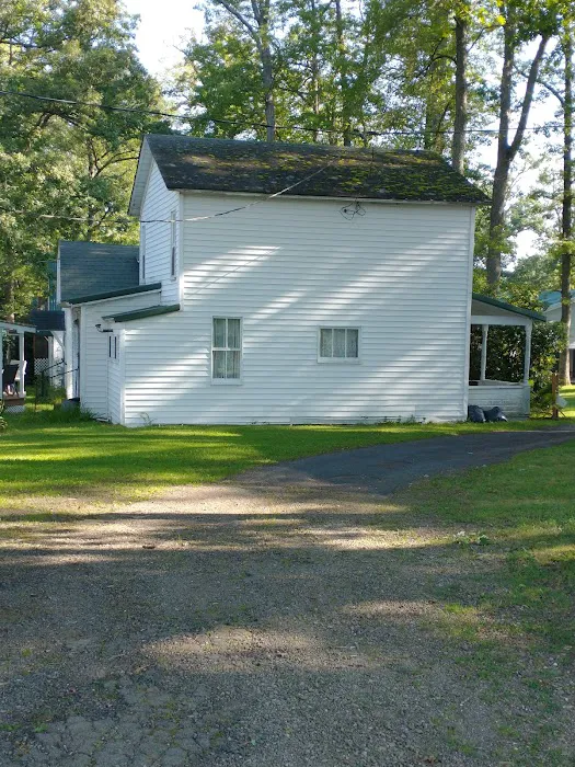 Pleasantville Camp Picture 7