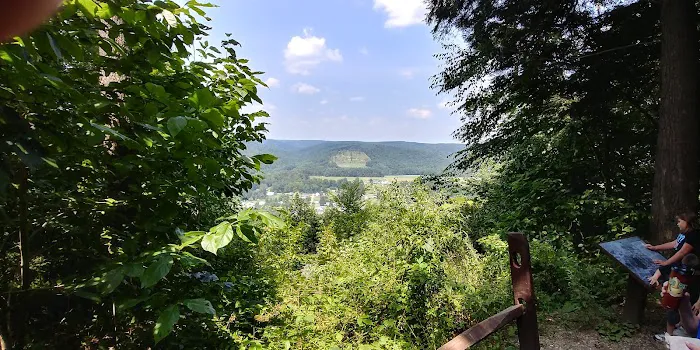 Outflow Recreation Area Campground Picture 3