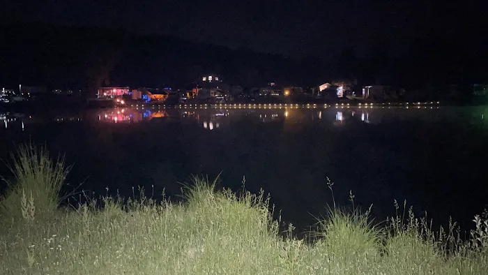 Leisure Lake Campground Picture 9