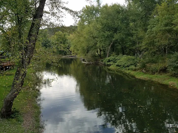 Hemlock Point Campground Picture 10