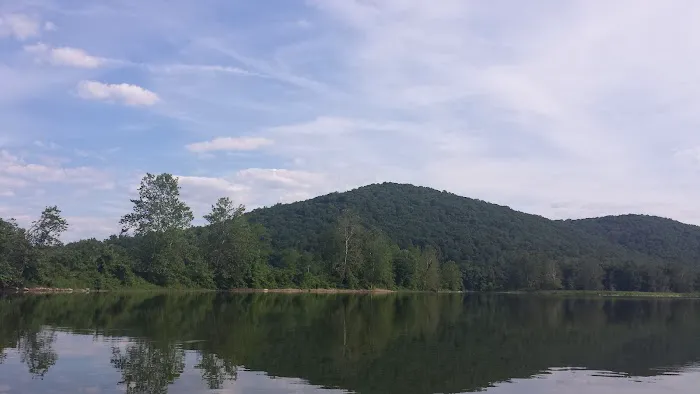 Lou's Camp Picture 2