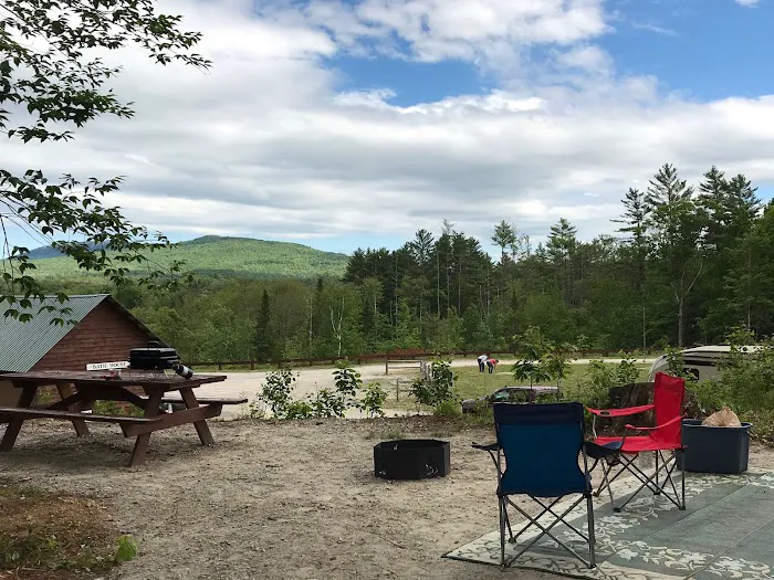 Lone Mountain Riverfront Campground Picture 5