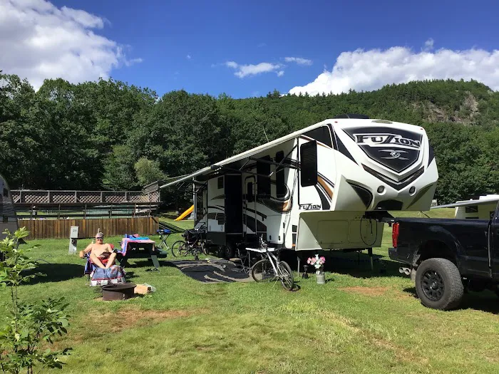 Green Meadow Camping Area Picture 5