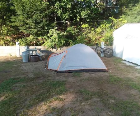 Ne're Beach Family Campground