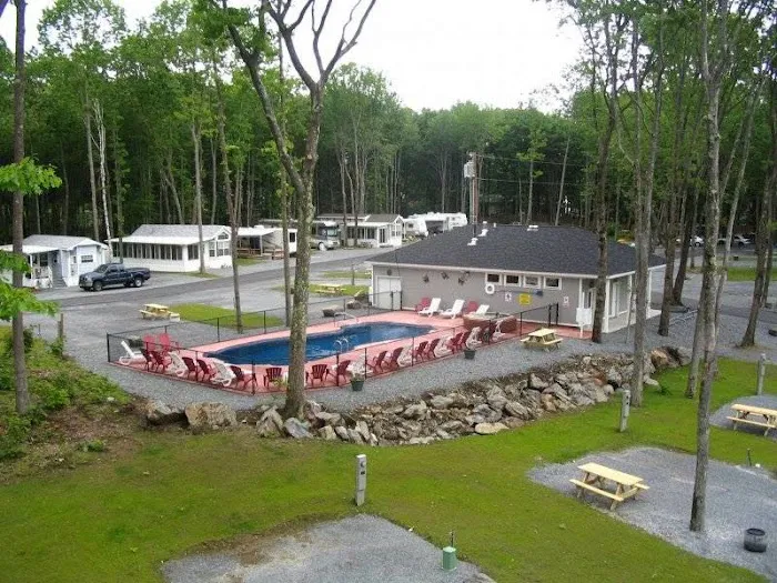 Paradise Park Resort Campground Picture 2
