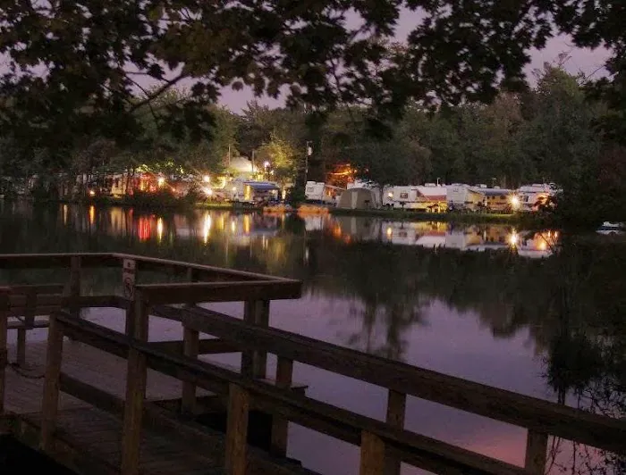 Paradise Park Resort Campground Picture 6