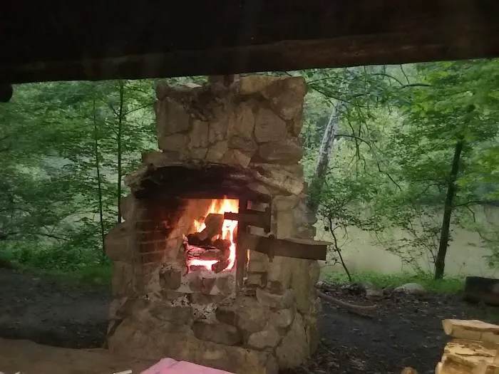 Cedar Creek Trekker Campground Picture 5