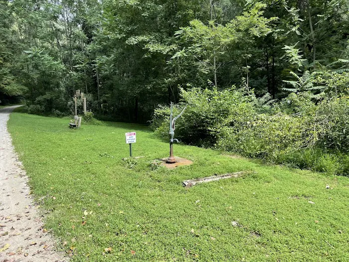 RoundBottom hiker-biker Campground Picture 3