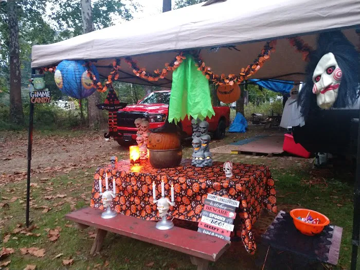 Marlowe's Scenic River Campground Picture 4