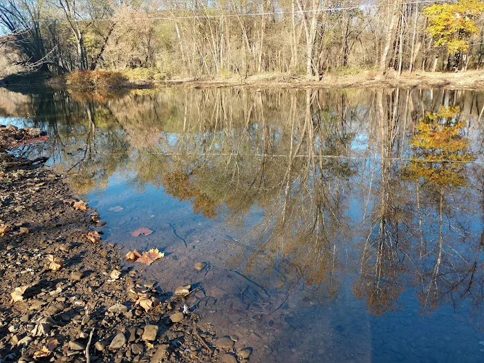 Marlowe's Scenic River Campground Picture 10