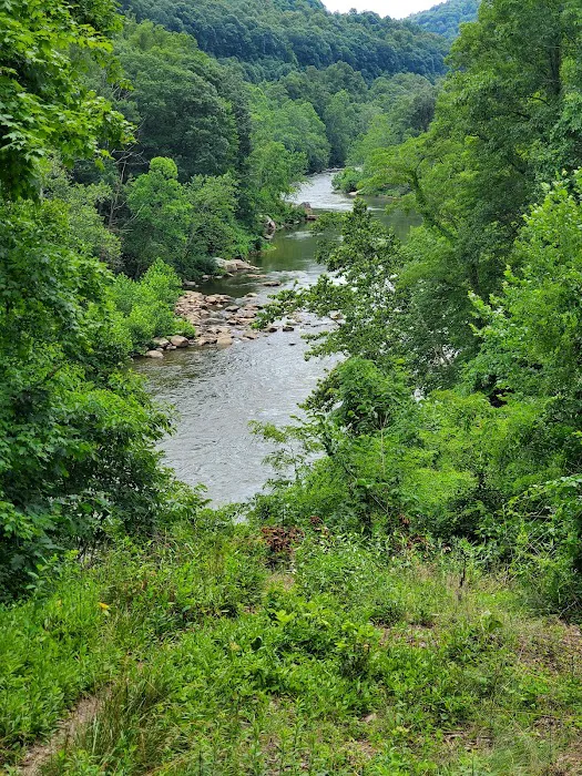 Stewart's Crossing Campground & Adirondack Shelters Picture 9