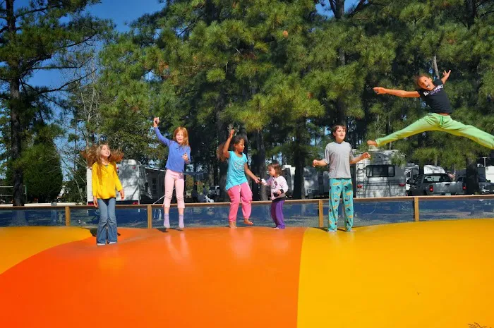 Camp Cardinal RV Resort Picture 9