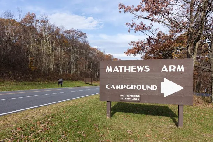 Mathews Arm Campground Picture 1
