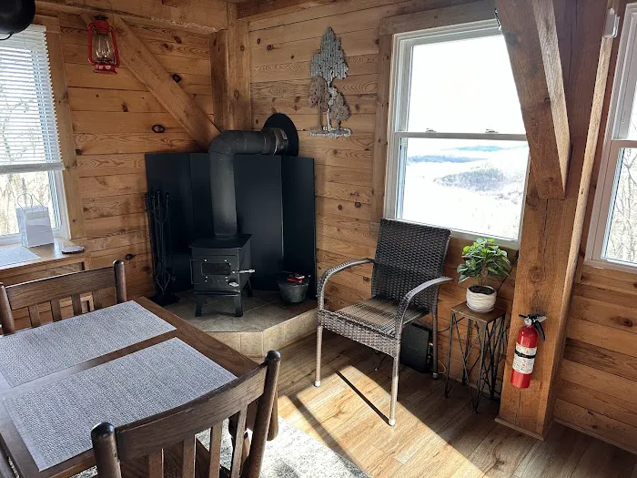 Hideaway Cabin Picture 5