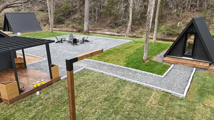 North Rivers Edge Luxury Camping Picture 1