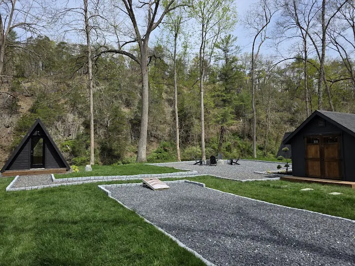 North Rivers Edge Luxury Camping Picture 3