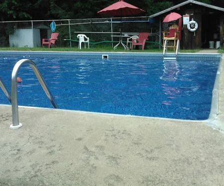 Higby's Campground Office