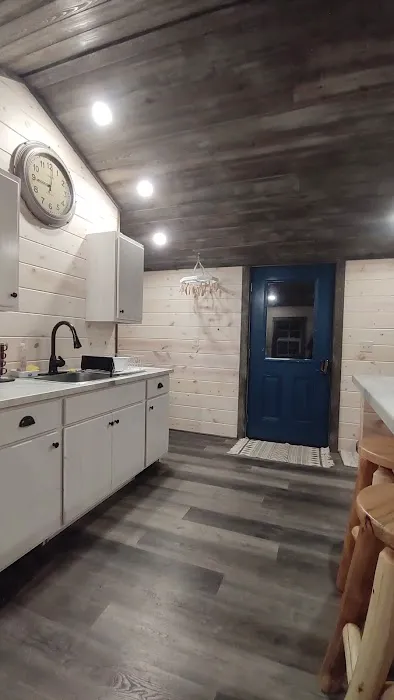 Cozy Crawford Cabins LLC Picture 2