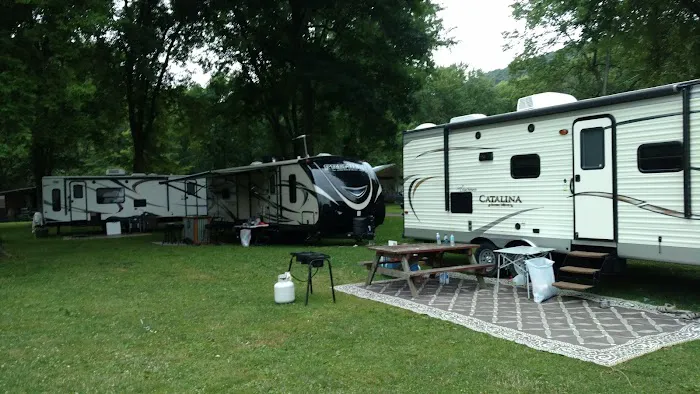 Kibbe's Island Park Campground Picture 3