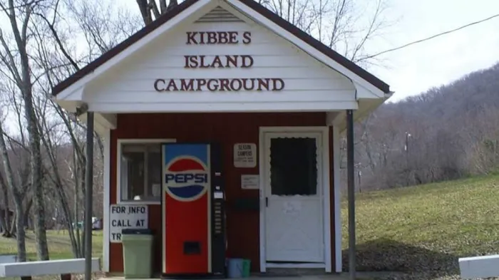 Kibbe's Island Park Campground Picture 4