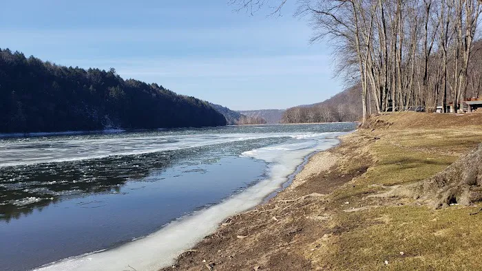 Kibbe's Island Park Campground Picture 9