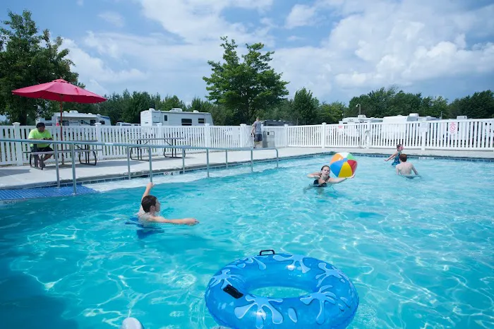 Presque Isle Passage RV Park & Cabin Rentals Picture 10