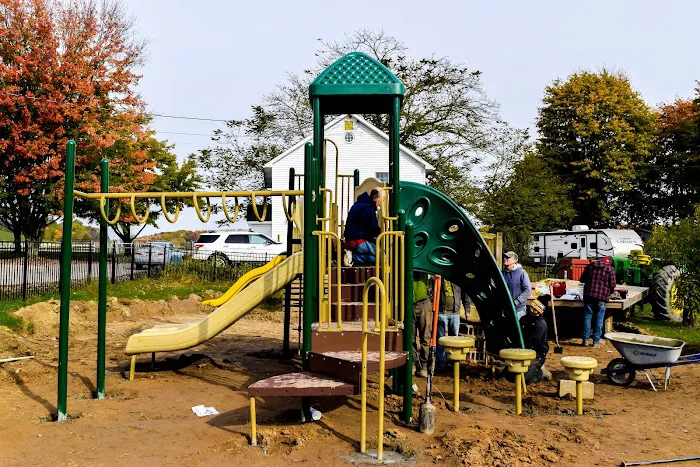 Cooper's Lake Event Venue and Campground Picture 5