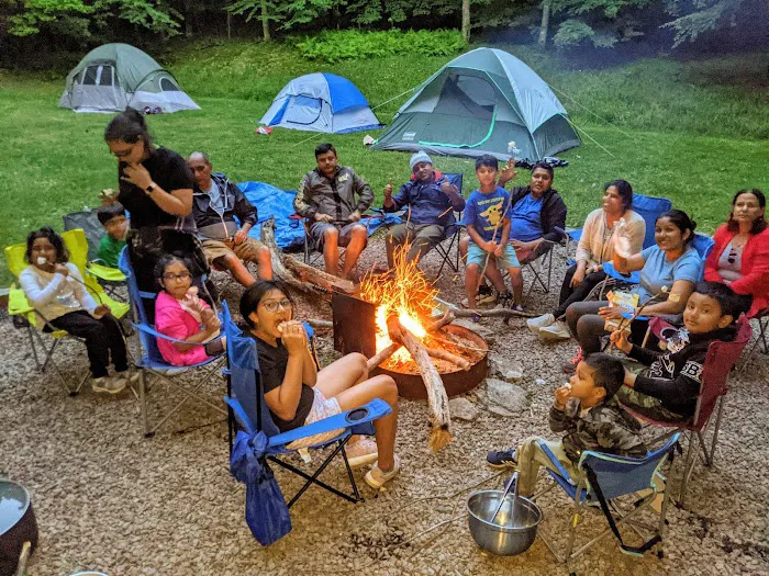 Dan's Mountain Campground Picture 3